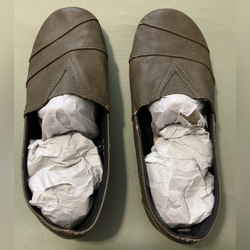 8.5WW shoes